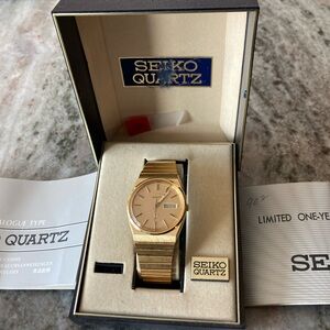 Seiko Quartz men’s Wetosh watch classic.